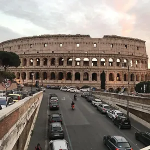 Polveriera Colosseum Rome